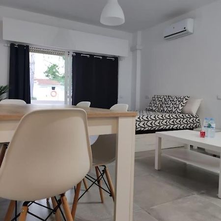 Ferienwohnung Apartamento Omega Ll Torremolinos Exterior foto